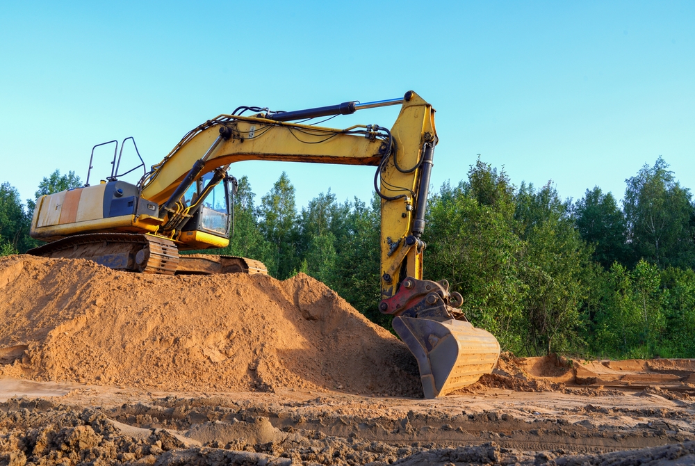 excavator,on,earthmoving.,open pit,mining.,backhoe,dig,sand,,ground,in